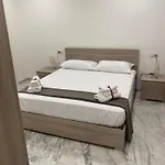 Bed & Breakfast De Rossi185 Bari