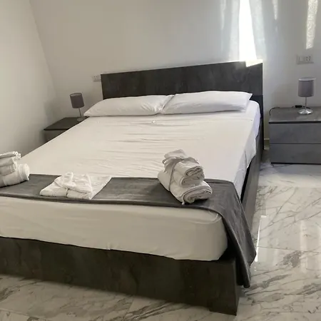 Bed & Breakfast De Rossi185 3*